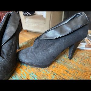 Size 8 black suede woman’s heels